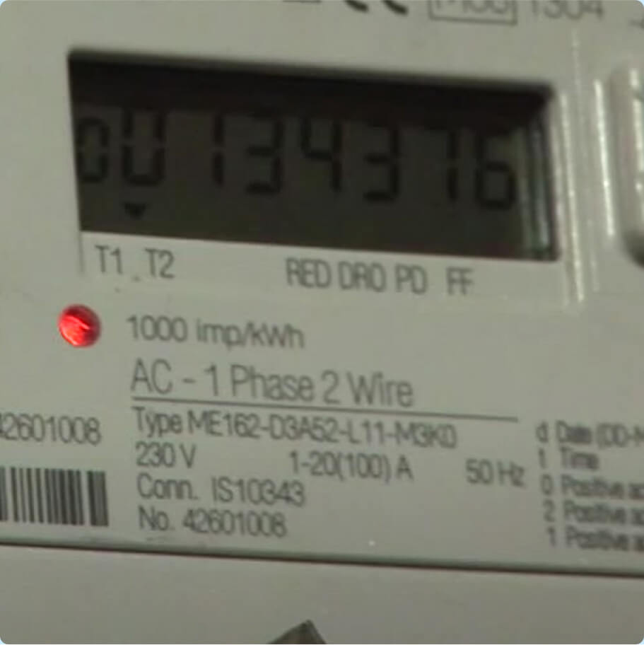 Interface of a day-night electronic meter